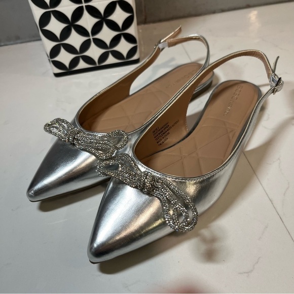 New BCBGeneration Kristin Silver Metallic Rhinestone Bow Slingback Flats 8 - Picture 2 of 10
